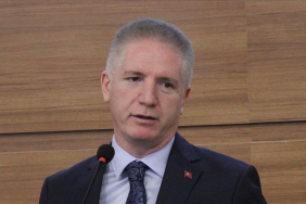 İstanbul Valisi Gül: Devam eden kar yağışı eğitim-öğretimi olumsuz etkileyecek