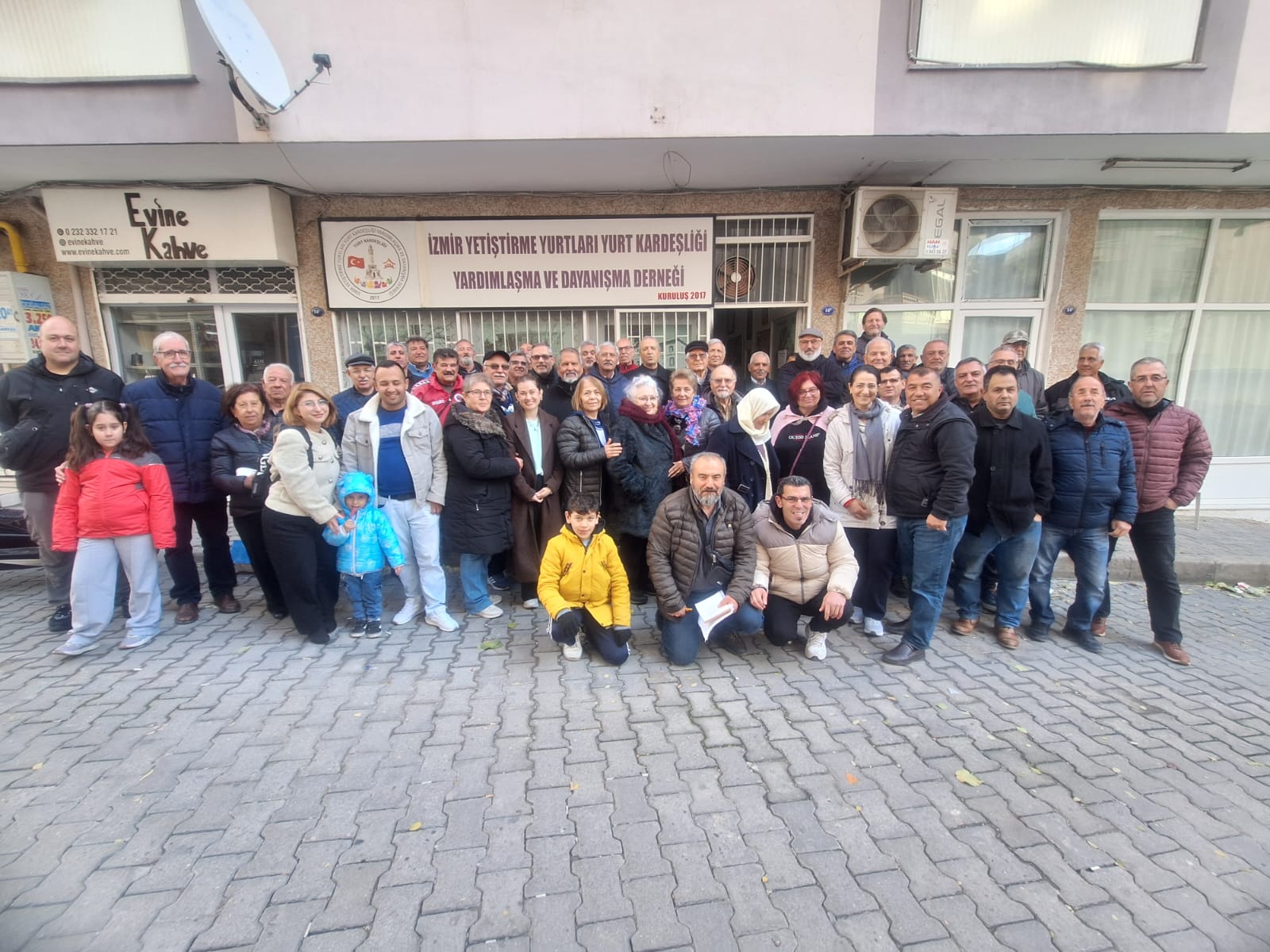 İzmir Yetiştirme Yurtları Yurt Kardeşliği Yardımlaşma ve Dayanışma Derneği