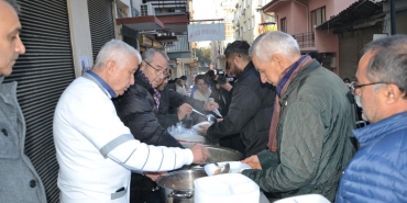 Manisa’nın köklü aşçısı Mehmet’ten Gülşah Durbay hayrı