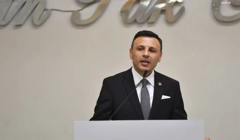 Özgür Çelik: Beraat kararı beklediğimiz bir dava siyasi saiklerle ertelendi