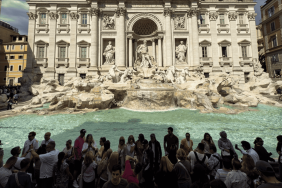 Roma’nın ünlü Trevi Çeşmesi artık turistler için ücretli olacak