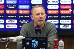 Sergen Yalçın: Maçtan çok bize bir tiyatro oyunu gibi geldi, üzülmüyoruz,