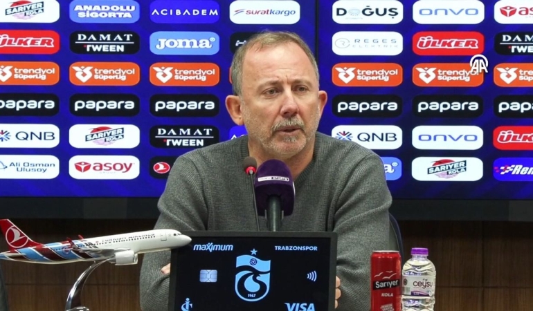 Sergen Yalçın: Maçtan çok bize bir tiyatro oyunu gibi geldi, üzülmüyoruz,