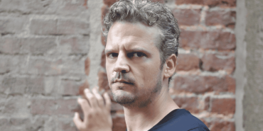 Ünlü yönetmen Seren Yüce'ye evinde silahlı saldırı