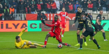 Amedspor sahasında Çorum FK'yi tek golle mağlup etti