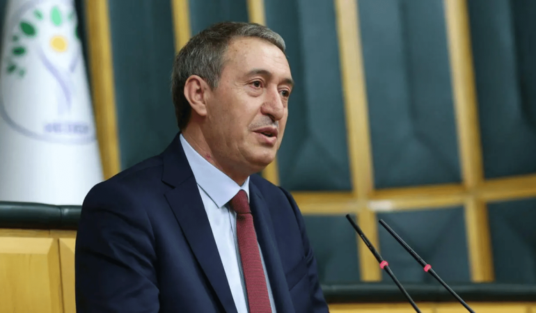 Bakırhan’dan Bahçeli’ye yanıt: Bizim uyarılarımız barış için el uzatmaktır