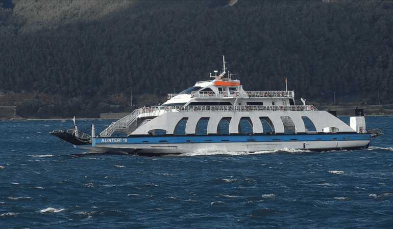 Güney Marmara’da yarınki feribot seferleri iptal edildi