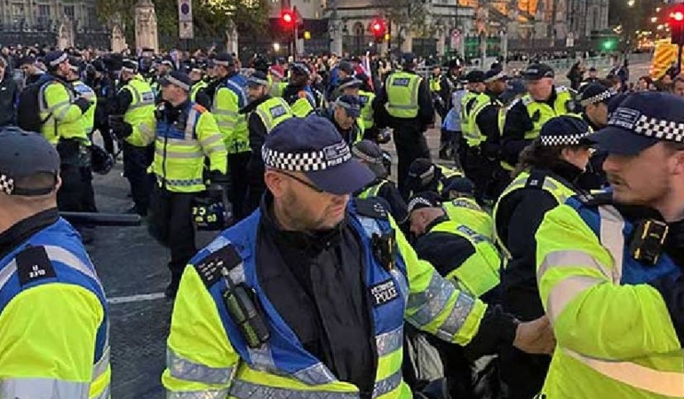 Londra’da Filistin aktivistlerine destek eylemi: 86 gözaltı