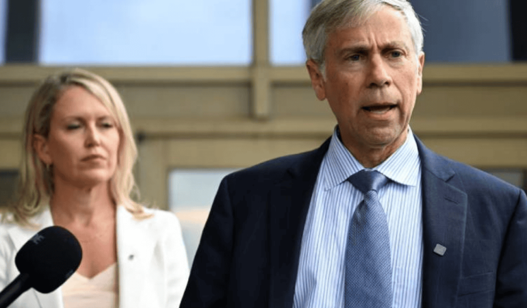 Nicolas Maduro’nun savunmasını Assange’ı kurtaran isim üstlendi