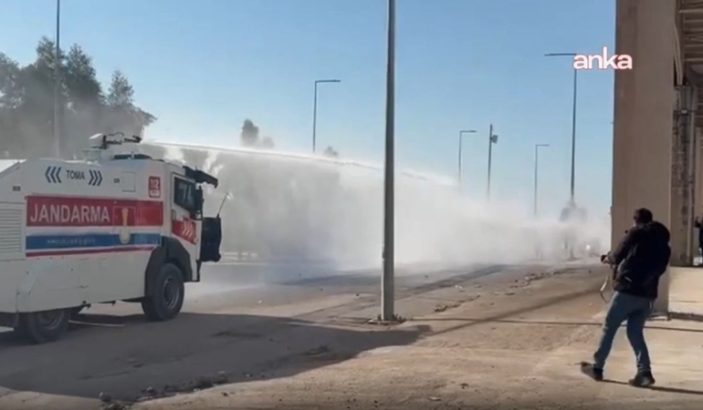 Nusaybin sınır hattındaki protesto eylemine müdahale
