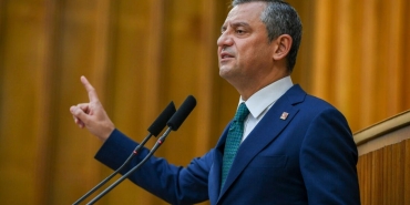 Özgür Özel'den ABD'nin Venezuela saldırısına tepki: Dünya bu haydutluğa karşı