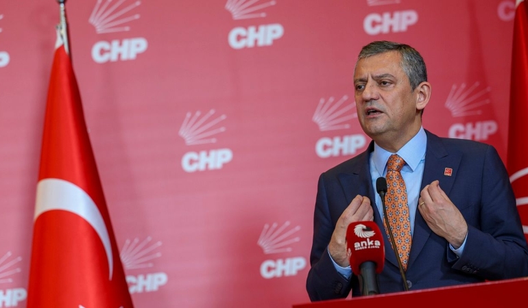 Özgür Özel’den Bahçeli’ye emekli maaşı tepkisi: Tayyip Bey’in konforunu düşünmenin memlekete ne faydası var