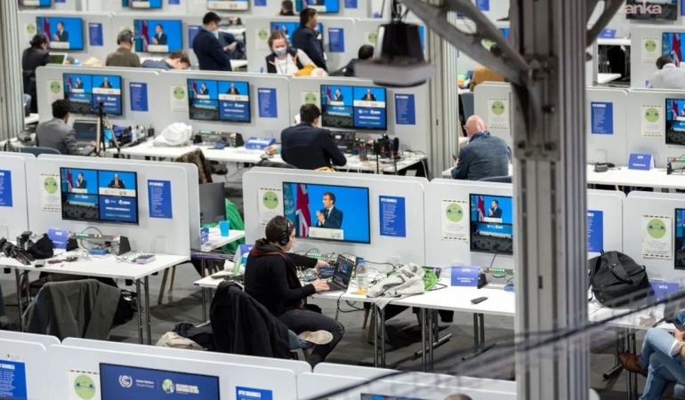 Reuters Enstitüsü: Yapay zeka ve sosyal medya platformlarının baskısı, 2026’da haberciliği daha da zorlayacak