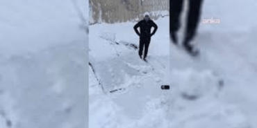 Van'ın Çatak ilçesinde TOKİ konutlarına çığ düştü