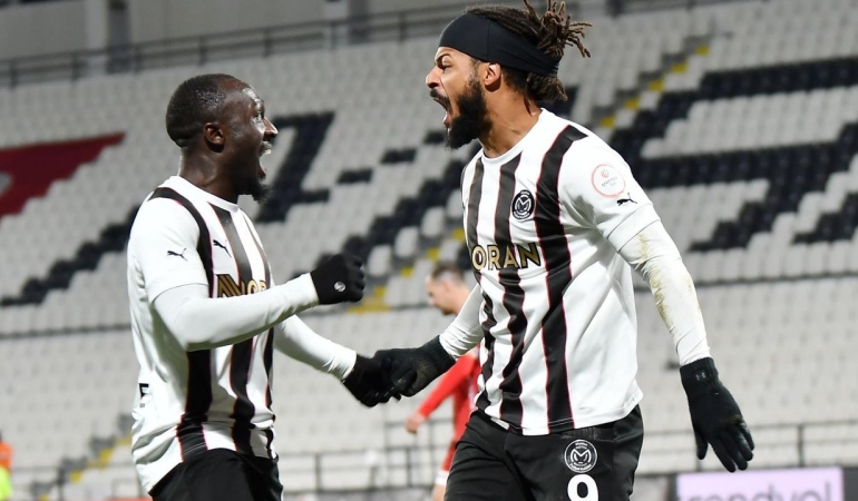 Manisa FK, Ümraniye engelini 1-0’la geçti