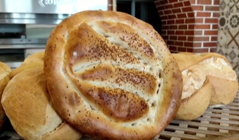 250 gram Ramazan pidesi Manisa’da 25 TL