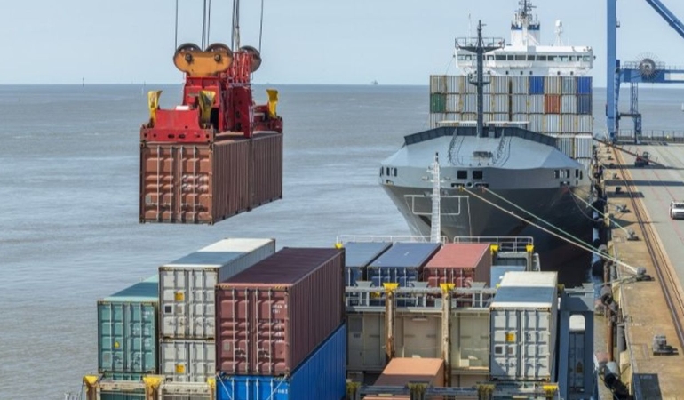 ABD Yüksek Mahkemesinin tarife kararı ticarette yeni belirsizliklere yol açtı