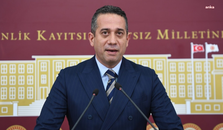 Başarır'dan Ömer Çelik'e: Bizde rota net ama sizde 'vicdan navigasyonu'