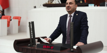 CHP’li Başevirgen’den hükümetin kredi kartı kararına tepki: Kayıt dışı borçlanma büyür,