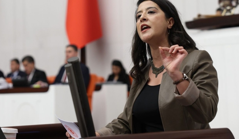EMEP’li Karaca Sivas MESEM’de yaşanan iş kazasını TBMM gündemine taşıdı