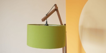 Ev Dekorasyonunun Gizli Kahramanı: Doğru Lambader Nasıl Seçilir?