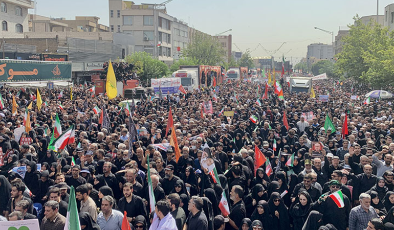 İran, protestolarda hayatını kaybedenlerin isimlerini açıkladı