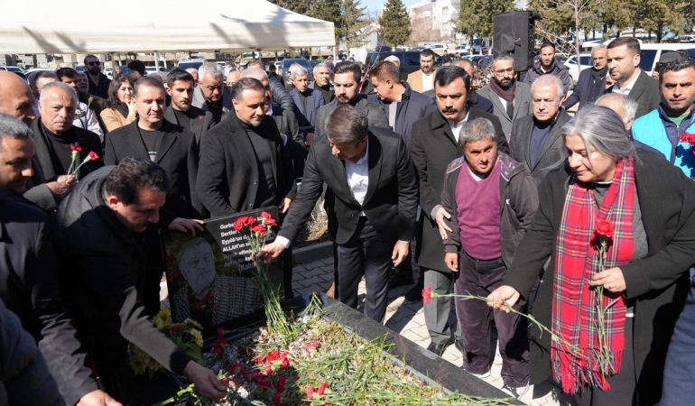 Kahtalı Mıçe vefatının birinci yılında kabri başında anıldı