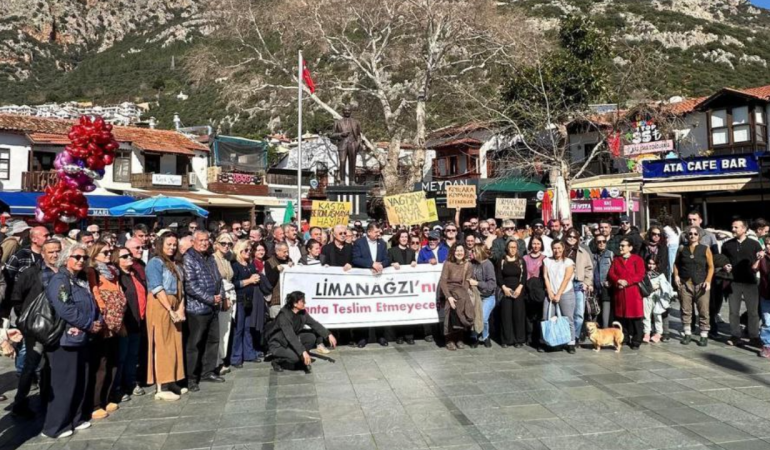 Limanağzı için meydandaydılar: Ranta teslim etmeyeceğiz