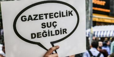 MKG gazetecilere yönelik ihlal raporunu açıkladı