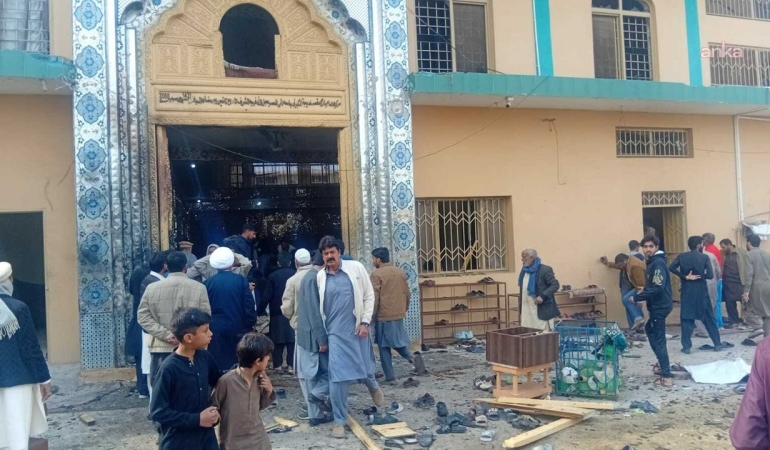 Pakistan’da Şii camisine saldırı: En az 31 ölü, 169 yaralı