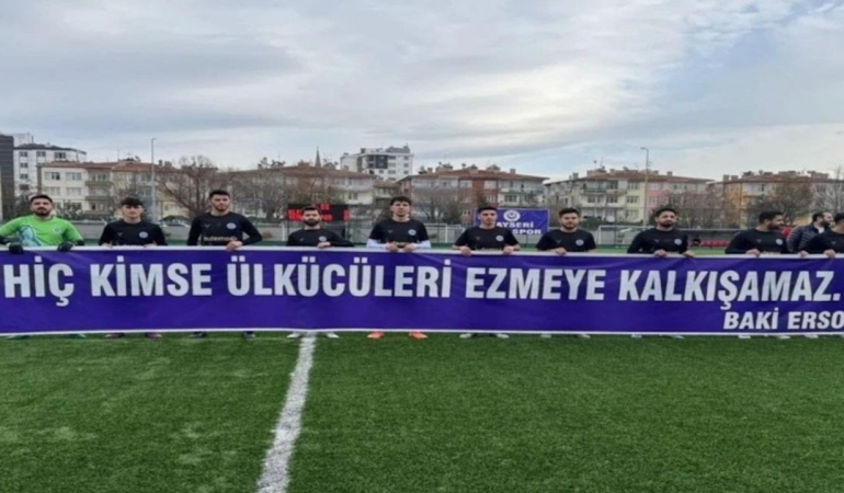 Sahaya bu pankartla çıktılar: Hiç kimse ülkücüleri yenmeye kalkışamaz