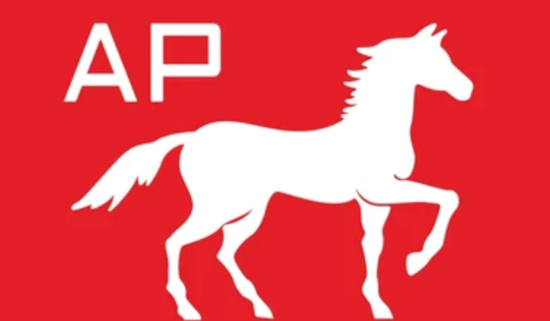 AYM, Adalet Partisi ambleminin hükümsüzlüğüne karar verdi