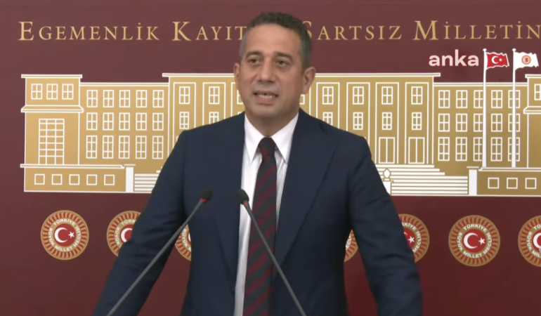 Ali Mahir Başarır Bornova’da konuştu: Esnaf kira, elektrik ve nakliye maliyetleri altında eziliyor