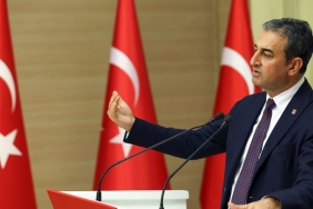 Burhanettin Bulut'tan İBB davasında gazetecilerin yerinin değiştirilmesine tepki