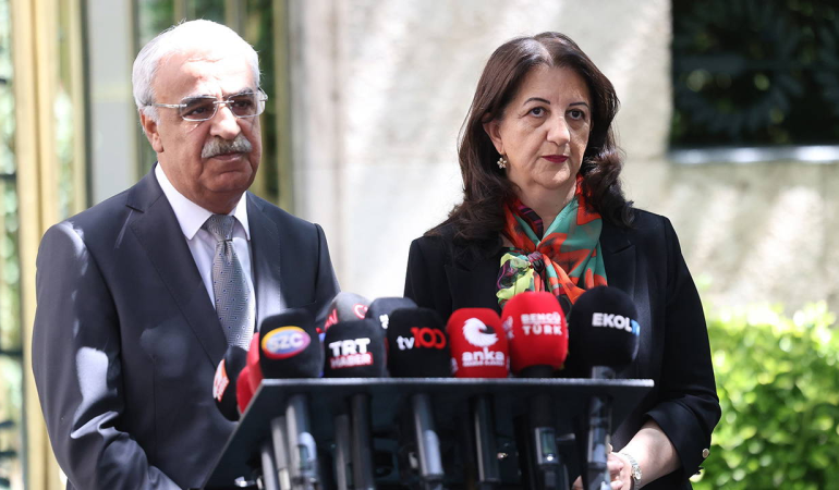 DEM Parti İmralı Heyeti üyeleri Demirtaş ile görüştü