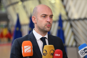 Fransa Dışişleri Bakanı Barrot: Fransız uçakları BAE üzerindeki İran dronlarını