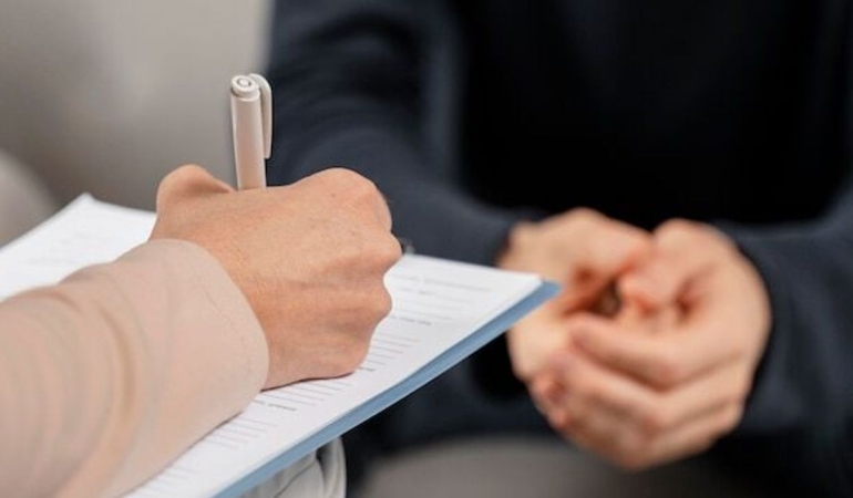 İlişkilerde Yaşanan Zorluklar Terapiyle Nasıl Ele Alınır?