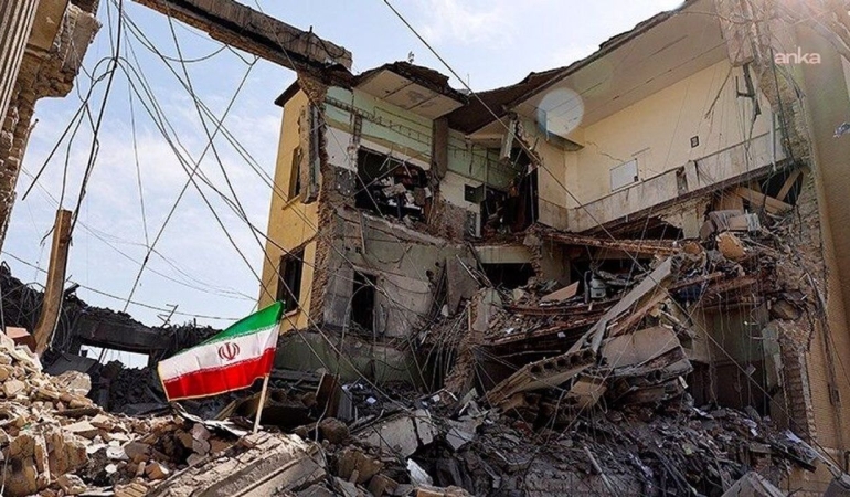 İran Kızılayı: ABD ve İsrail saldırılarında 82 binden fazla yapı