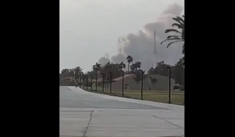 İran Suudi Arabistan’daki petrol rafinerisini vurdu