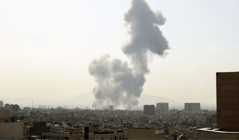 İran’daki saldırılarda can kaybı 800’e yaklaştı