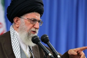 İran'ın dini lideri Ali Hamaney kimdir?