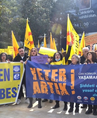 Manisa'da sendikalardan okulda şiddete karşı ortak tepki: Artık yeter!