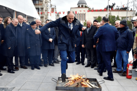 Manisa’daki protokol Nevruz Ateşi sınavından böyle geçti