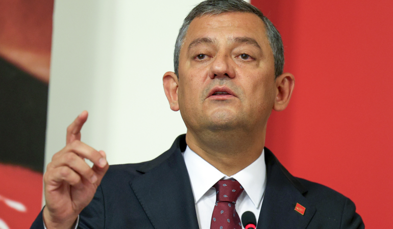 Özgür Özel: Hiç olmazsa Pedro Sanchez kadar İran’da Müslüman kanı dökülmesine karşı çıkması lazım