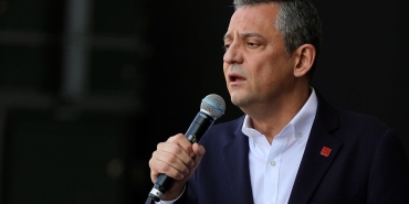 Özgür Özel: Sayın Erdoğan'ı Oval Ofis merkezli değil Ankara merkezli