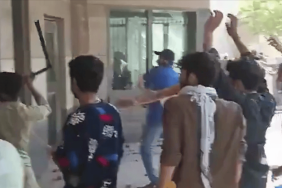 Pakistan'ın Karaçi kentinde ABD Konsolosluğu önünde protesto: En az 6