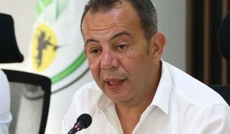 Tanju Özcan ve üç sanık hakkında "şantaj" suçundan dava açıldı