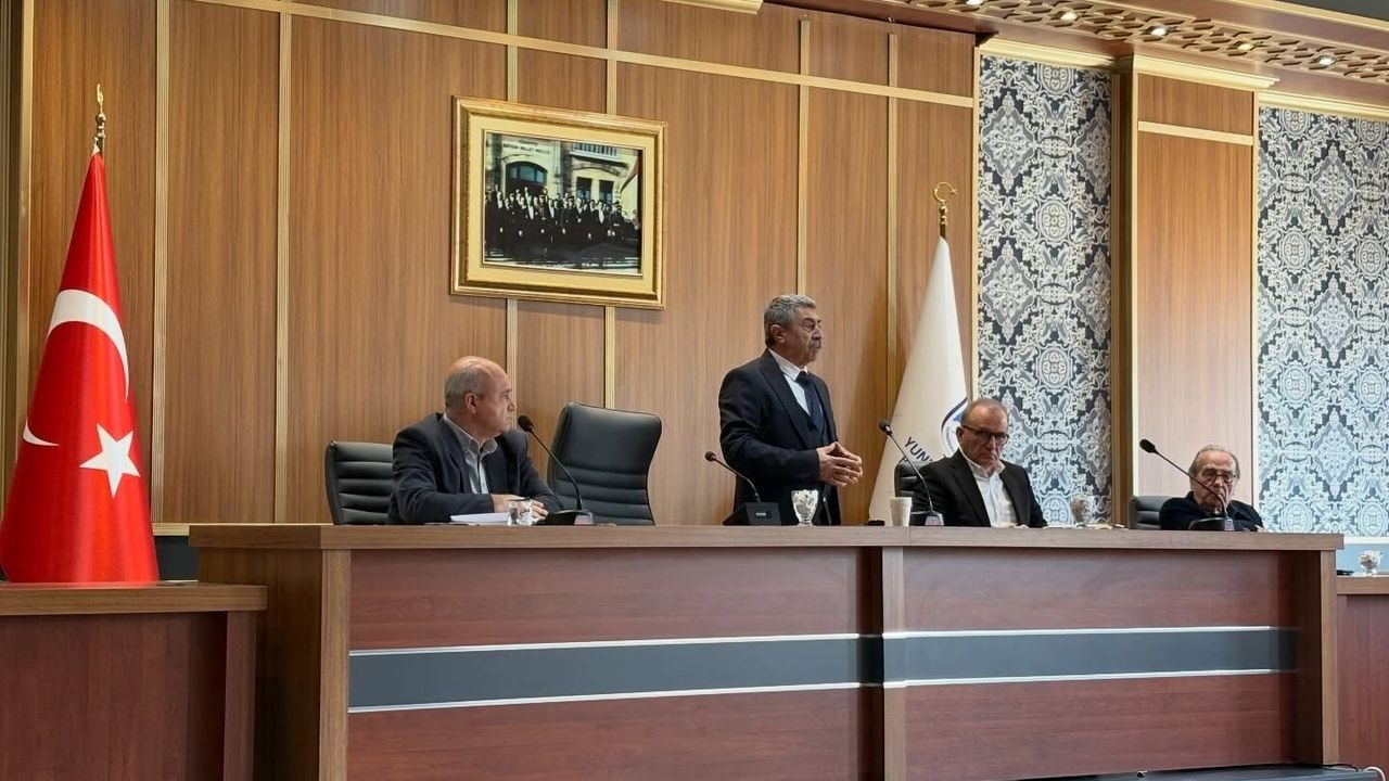 Yunusemre'de Kooperatifçilik ve Üretim-Tüketim Modelleri ele alındı