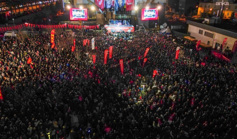 Bursa’da Özgür Özel’den Erdoğan’a “Siyasi Yankesicilik” tepkisi